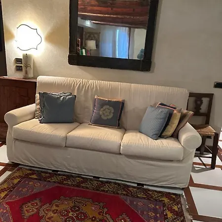 1 Ca'del Traghetto Family *